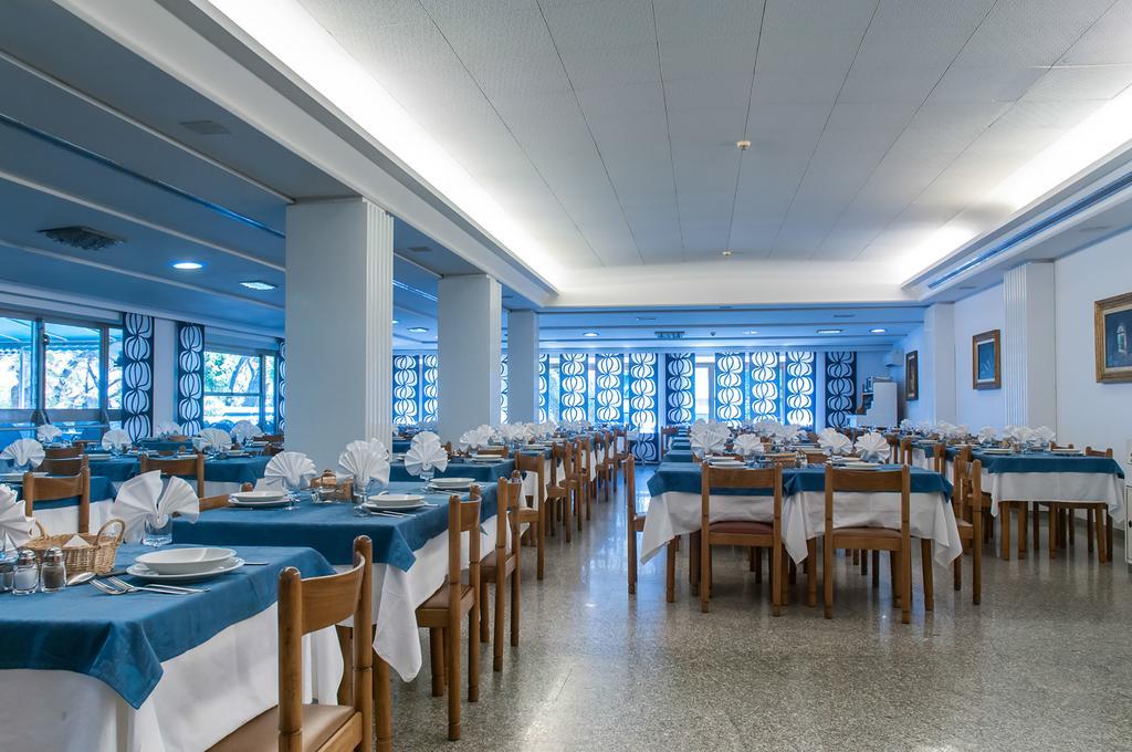 Hotel Smeraldo Джулианова Экстерьер фото